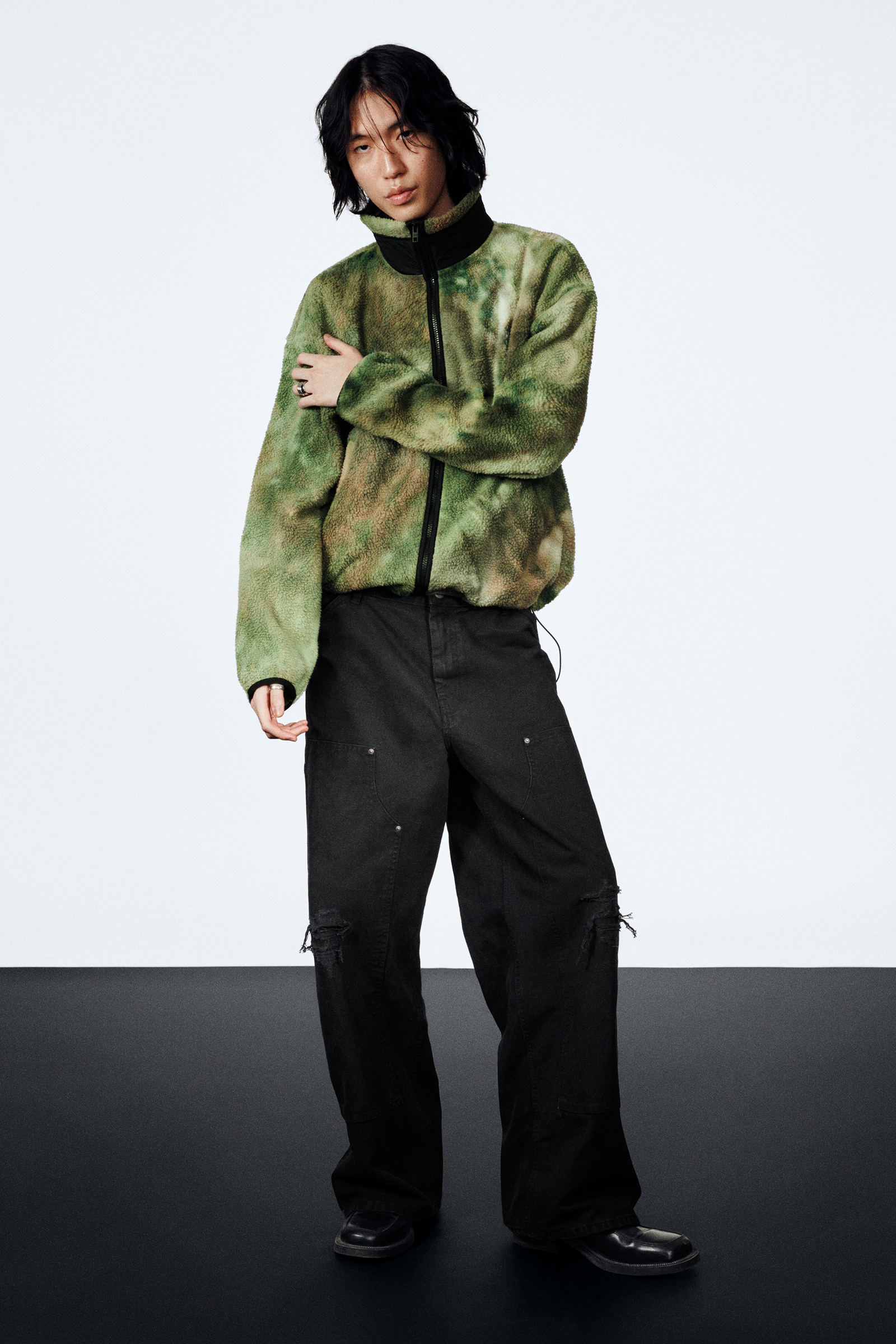 Low Rise Loose Fit Workwear Trousers von Weekday