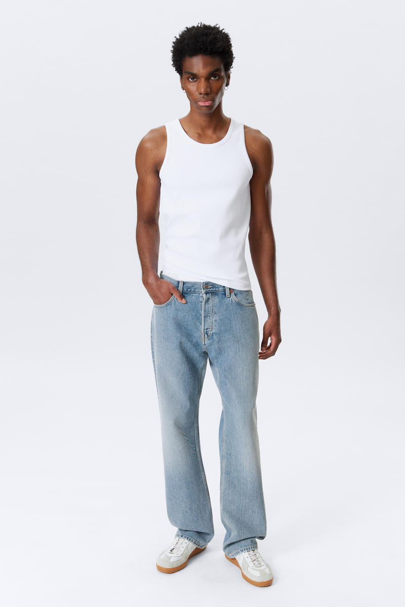 Meteor Low Rise Relaxed Straight Leg Jeans von Weekday