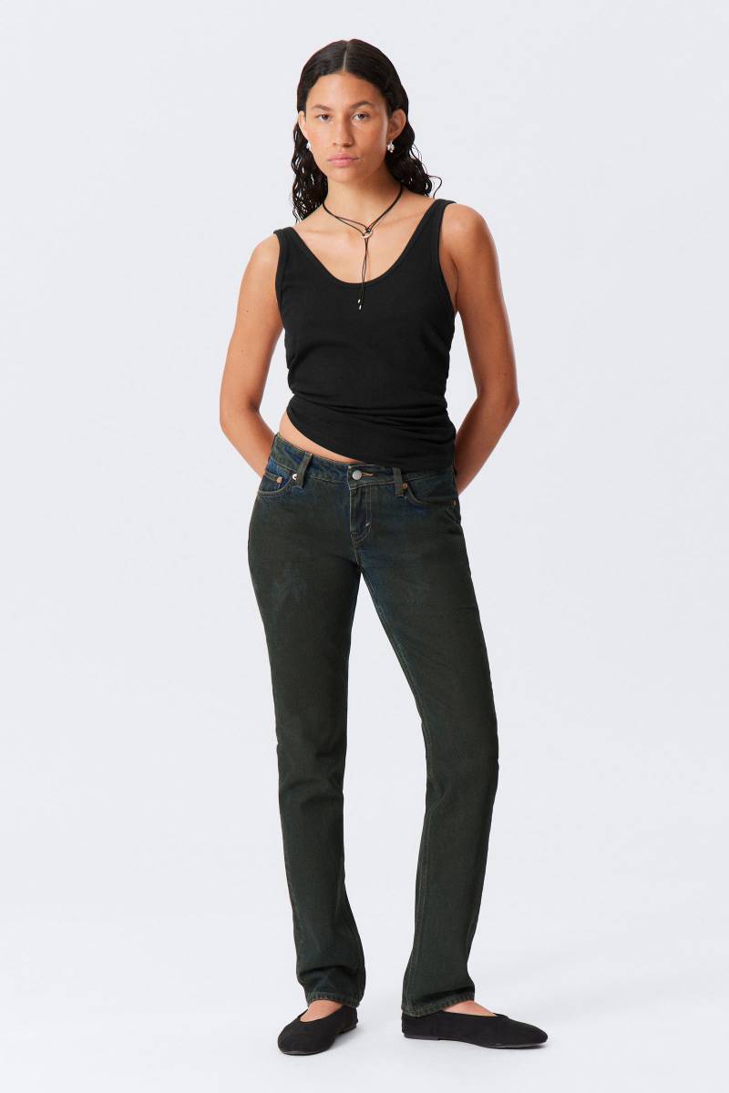 Nail Low Rise Slim Straight Leg Jeans von Weekday
