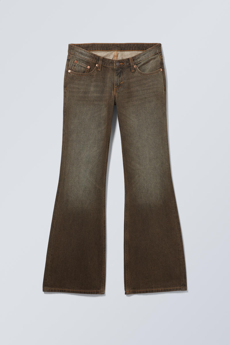 Nova Low Rise Slim Bootcut Leg Jeans von Weekday