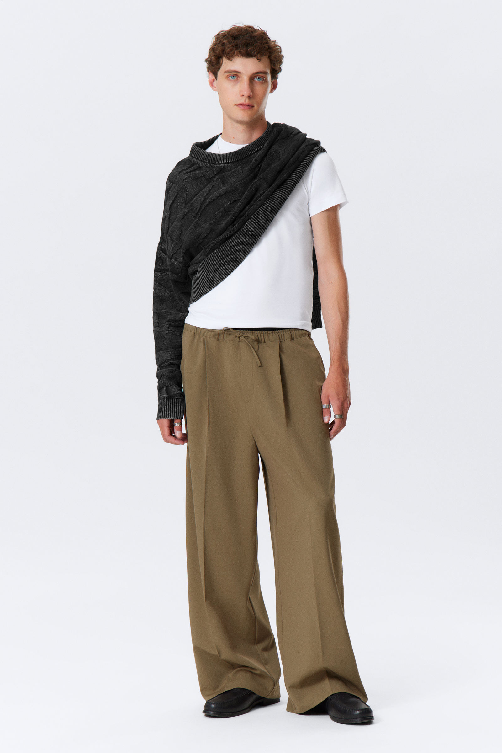 Oversized Suit Trousers von Weekday