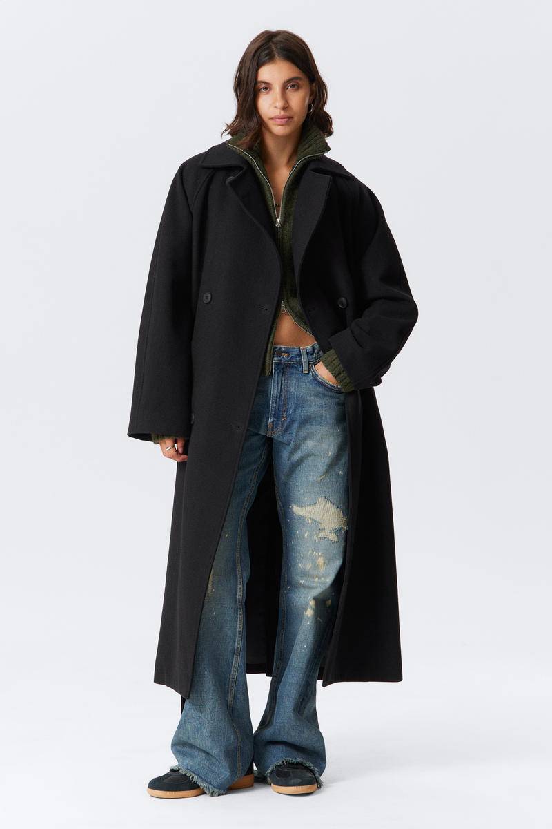 Oversized Wool-Blend Double-Breasted Coat von Weekday