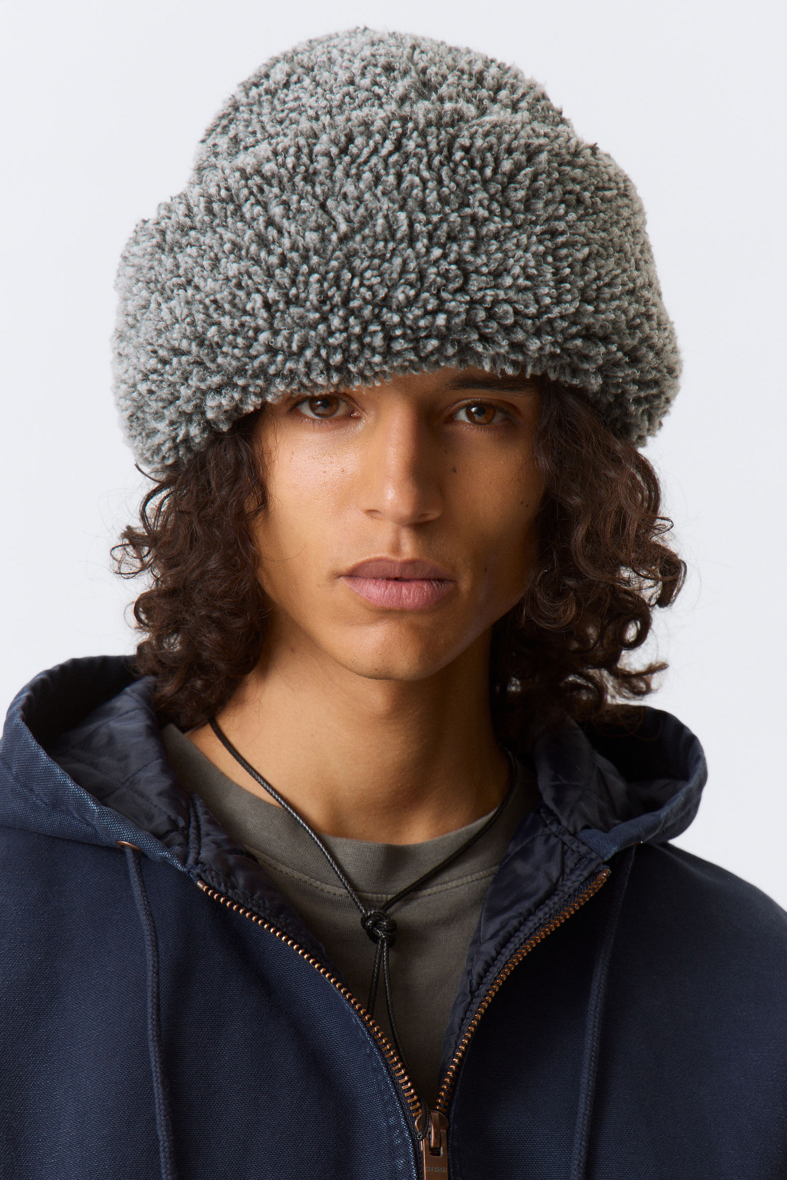 Pile Docker Hat von Weekday