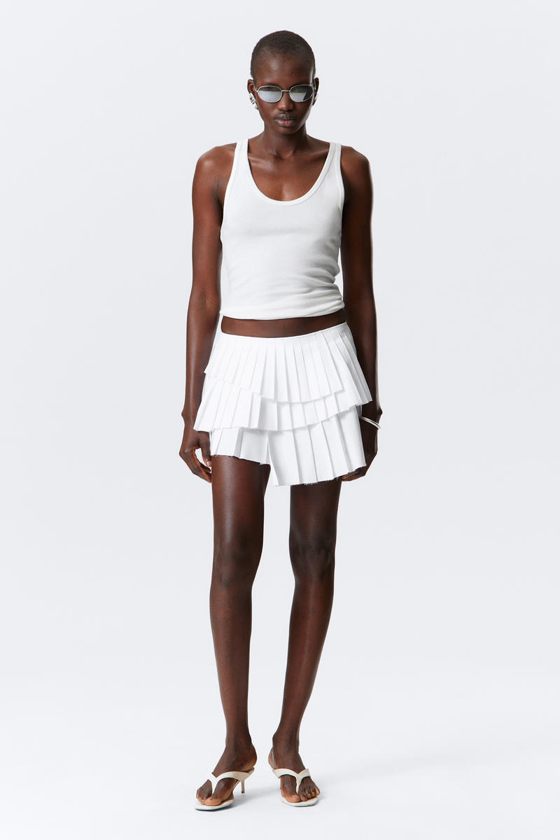 Pleated Layered Mini Skirt von Weekday