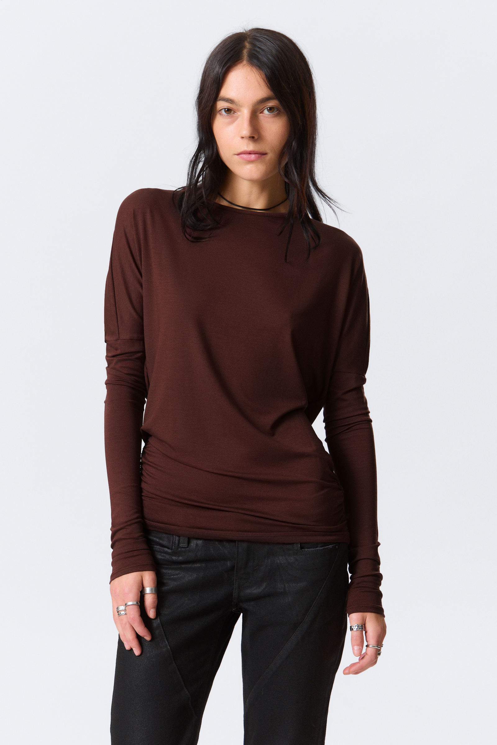 Long-Sleeved Open Back Top von Weekday