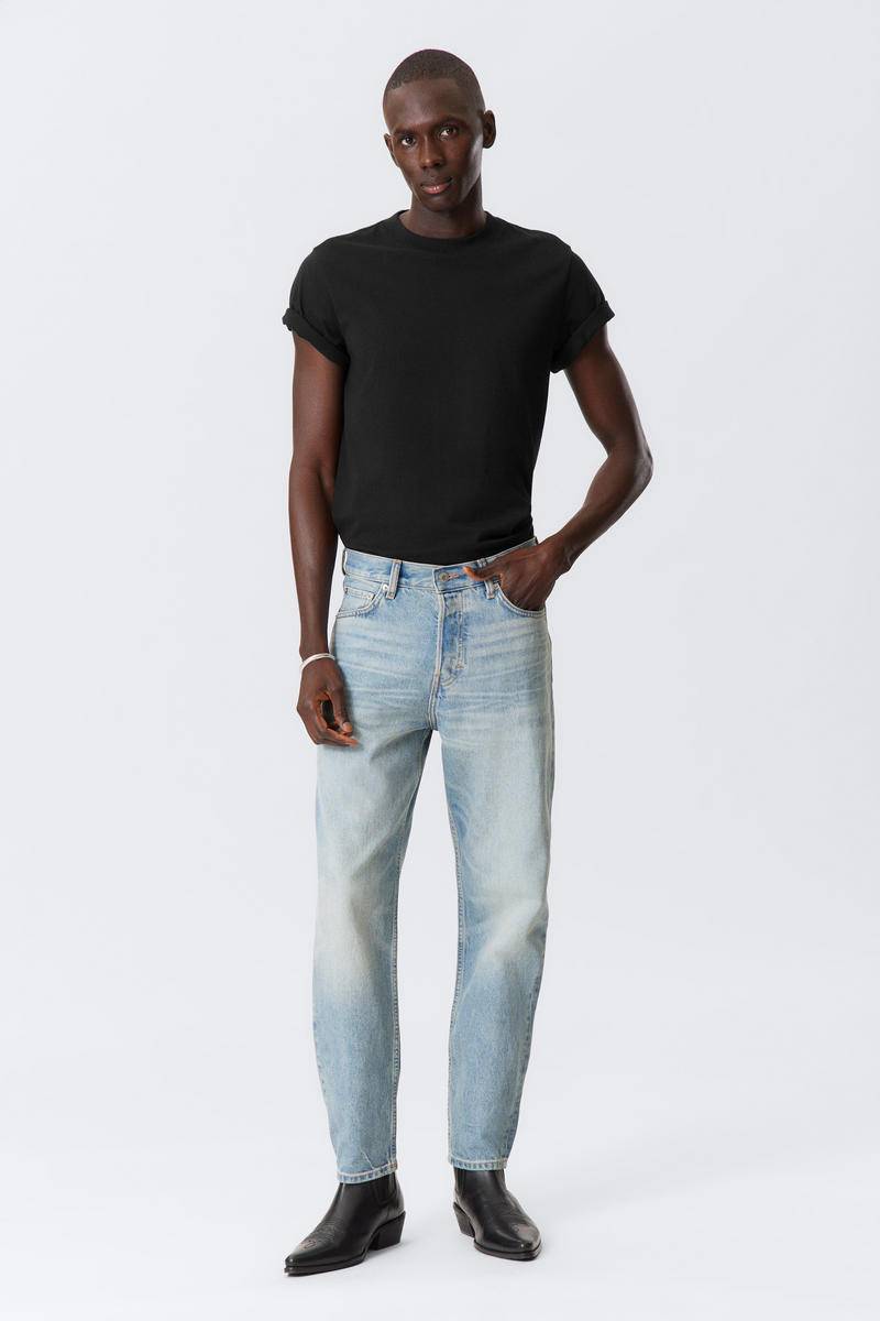 Ray Relaxed Tapered Leg Jeans von Weekday