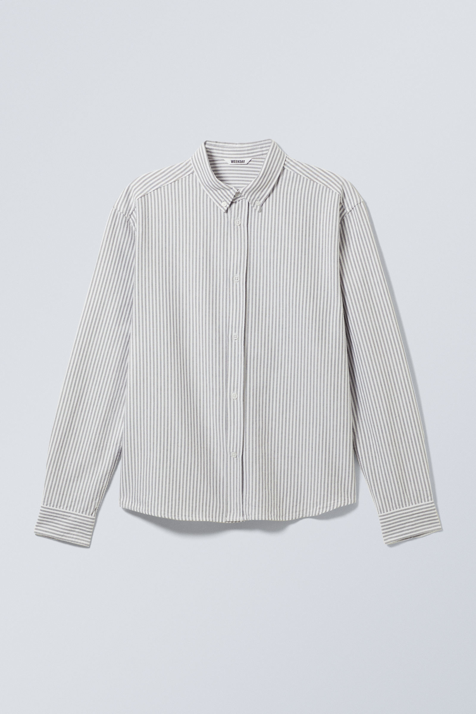 Relaxed Button Down Shirt von Weekday