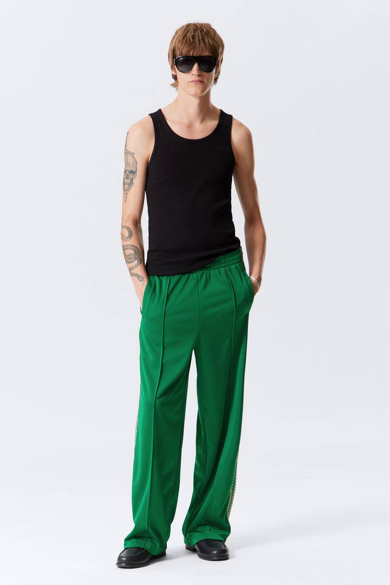 Relaxed Contrast Stripe Trackpants von Weekday