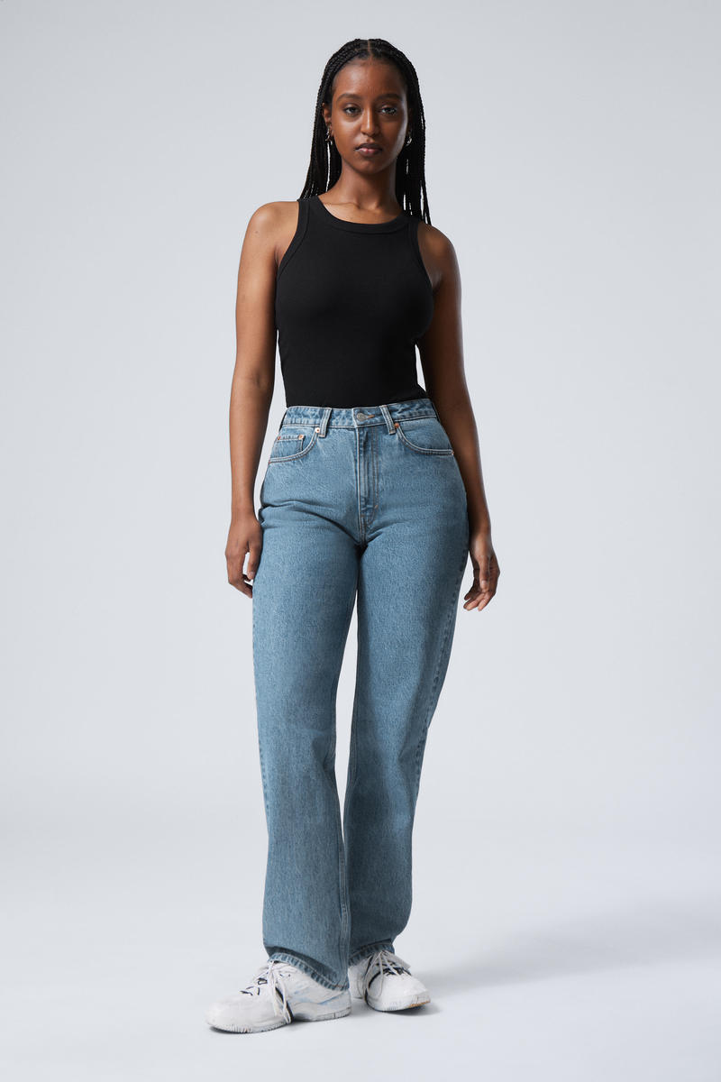Resolute Curve High Waisted Regular Straight Jeans von Weekday