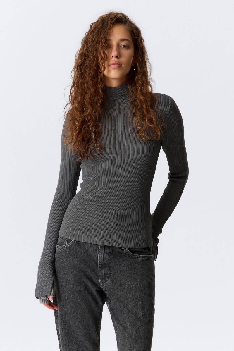 Ribbed Fitted Turtleneck von Weekday
