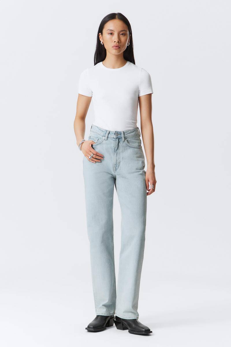Rowe Super High Waisted Regular Straight Leg Jeans von Weekday