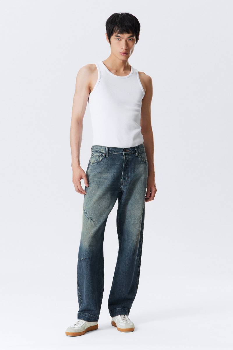 Sculpted Low Rise Loose Tapered Leg Jeans von Weekday