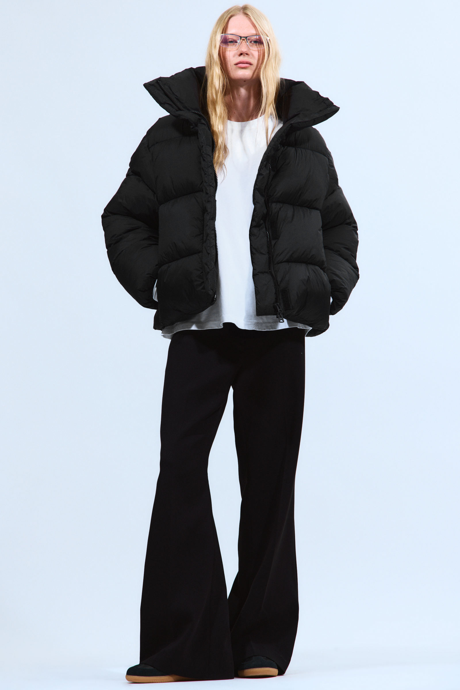 Short Oversized Puffer Jacket von Weekday