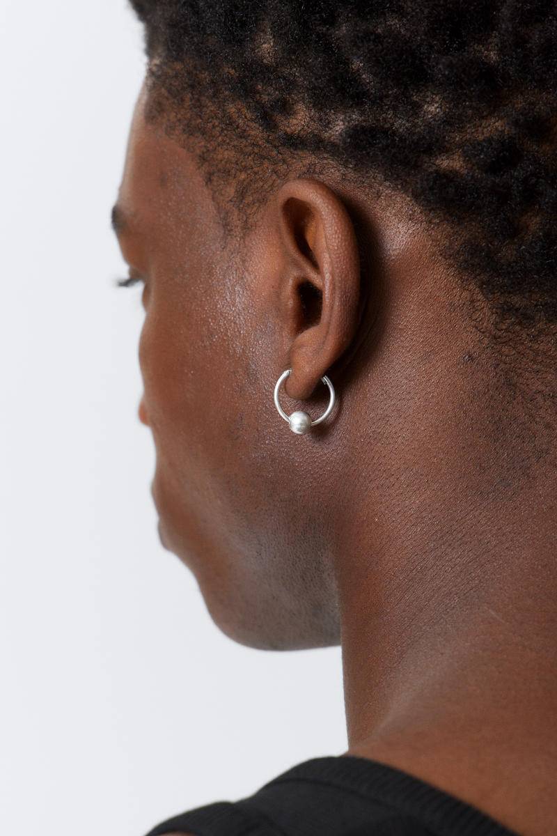 Silver-Plated Beaded Hoop Earrings von Weekday