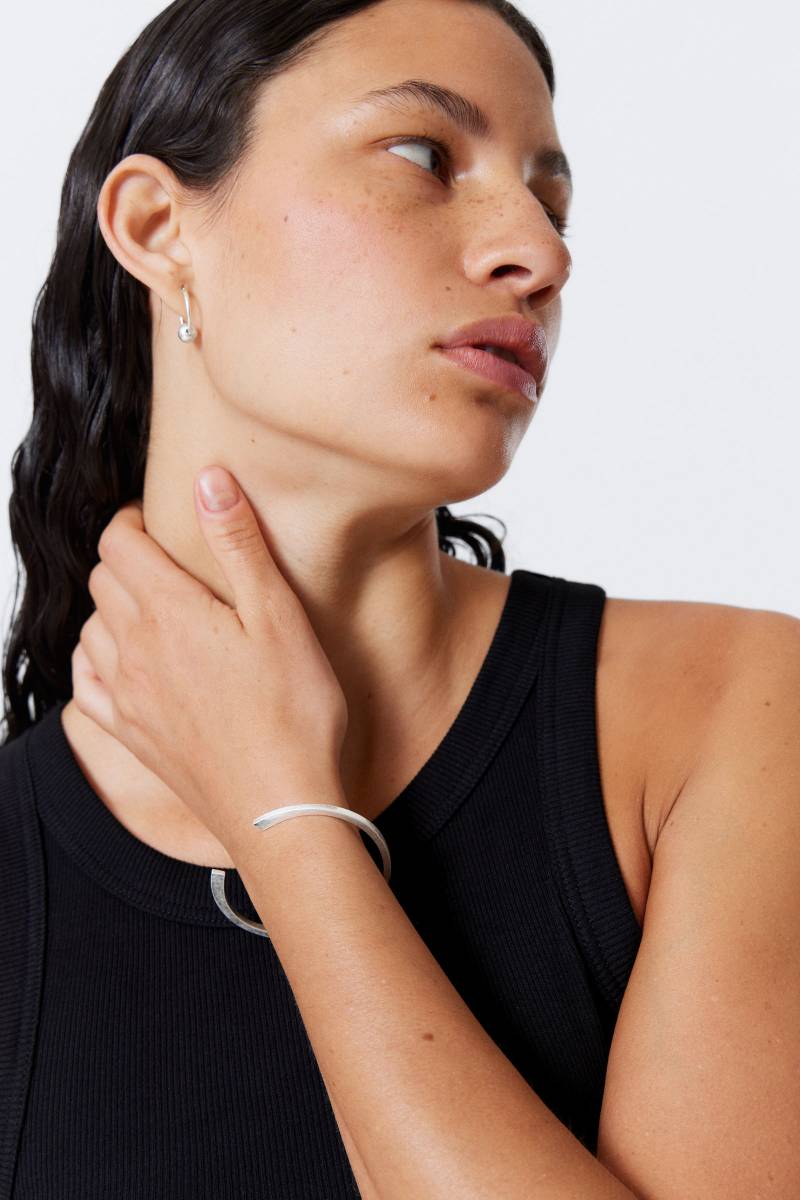 Silver-Plated Open Cuff Bracelet Silver-Plated Open Cuff Bracelet von Weekday