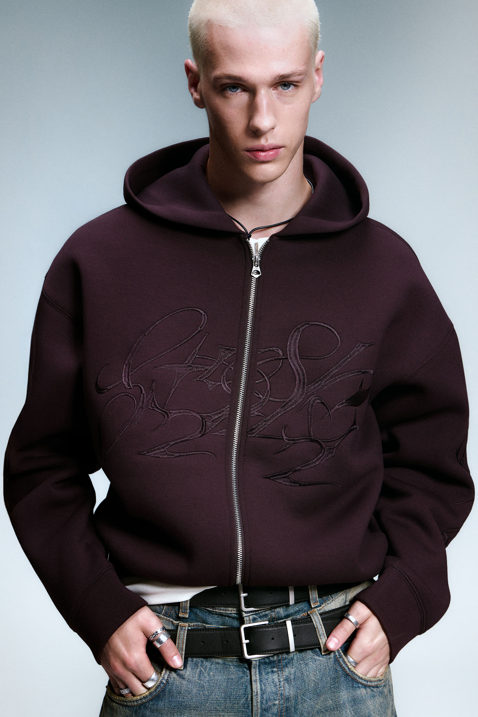 Simon Graphic Scuba Zip Hoodie von Weekday