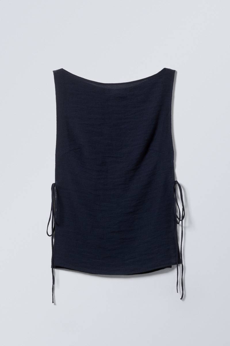 Sleeveless Boat-Neck Tie Top von Weekday