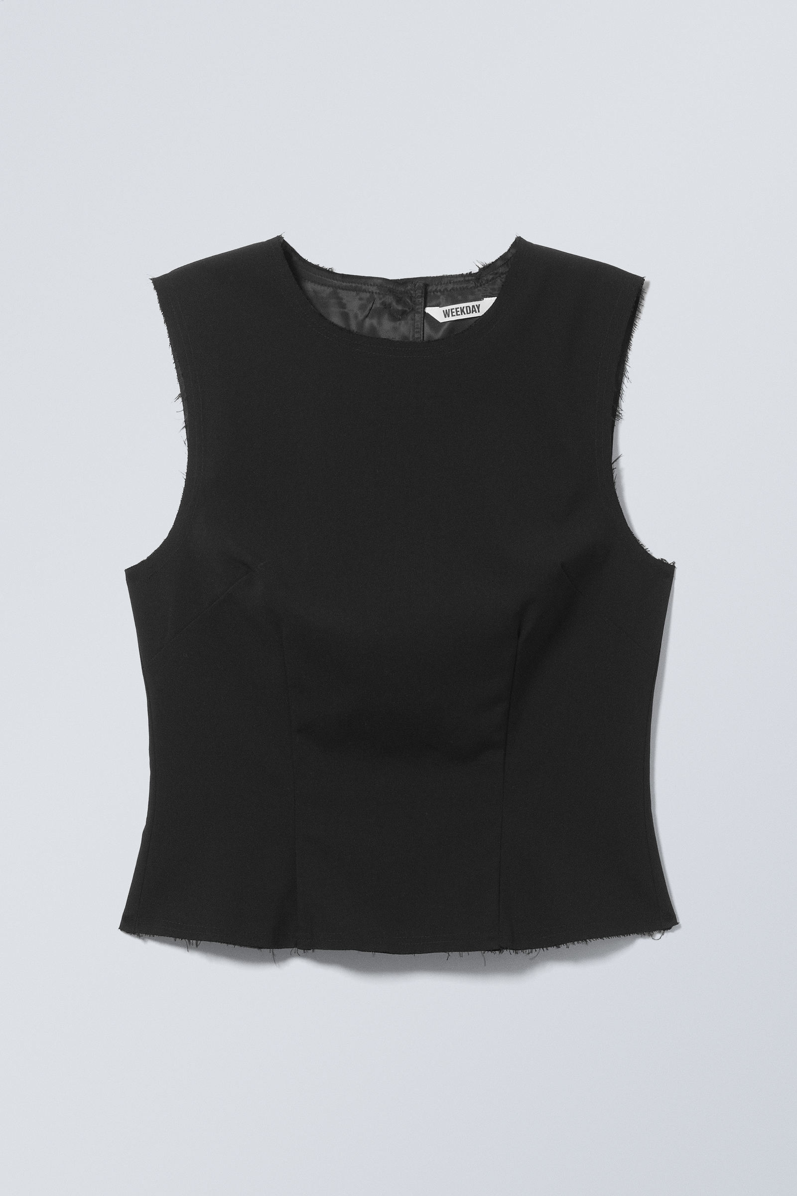 Sleeveless Frayed Suiting Top von Weekday