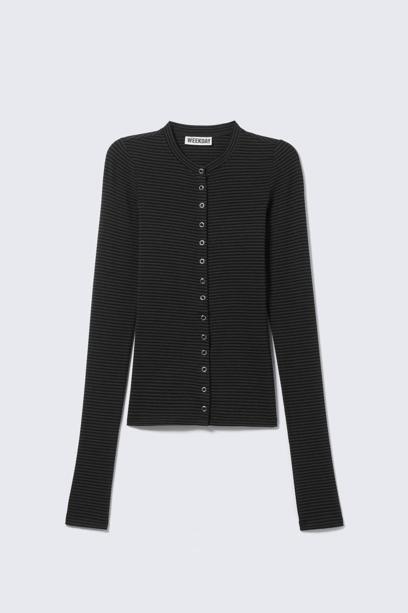 Slim Long-Sleeved Buttoned Cardigan von Weekday