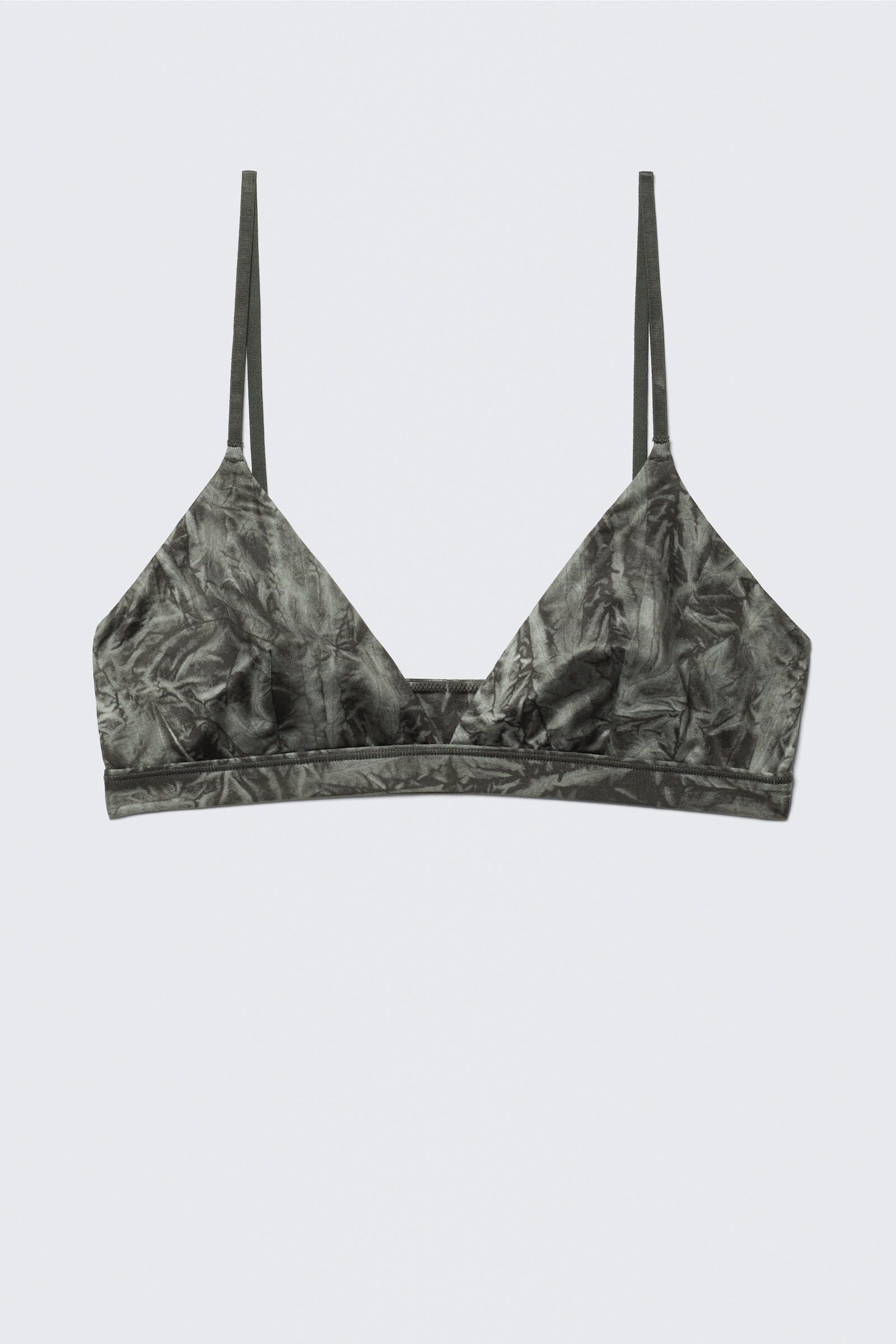 Soft Micro V-neck Triangle Bra von Weekday