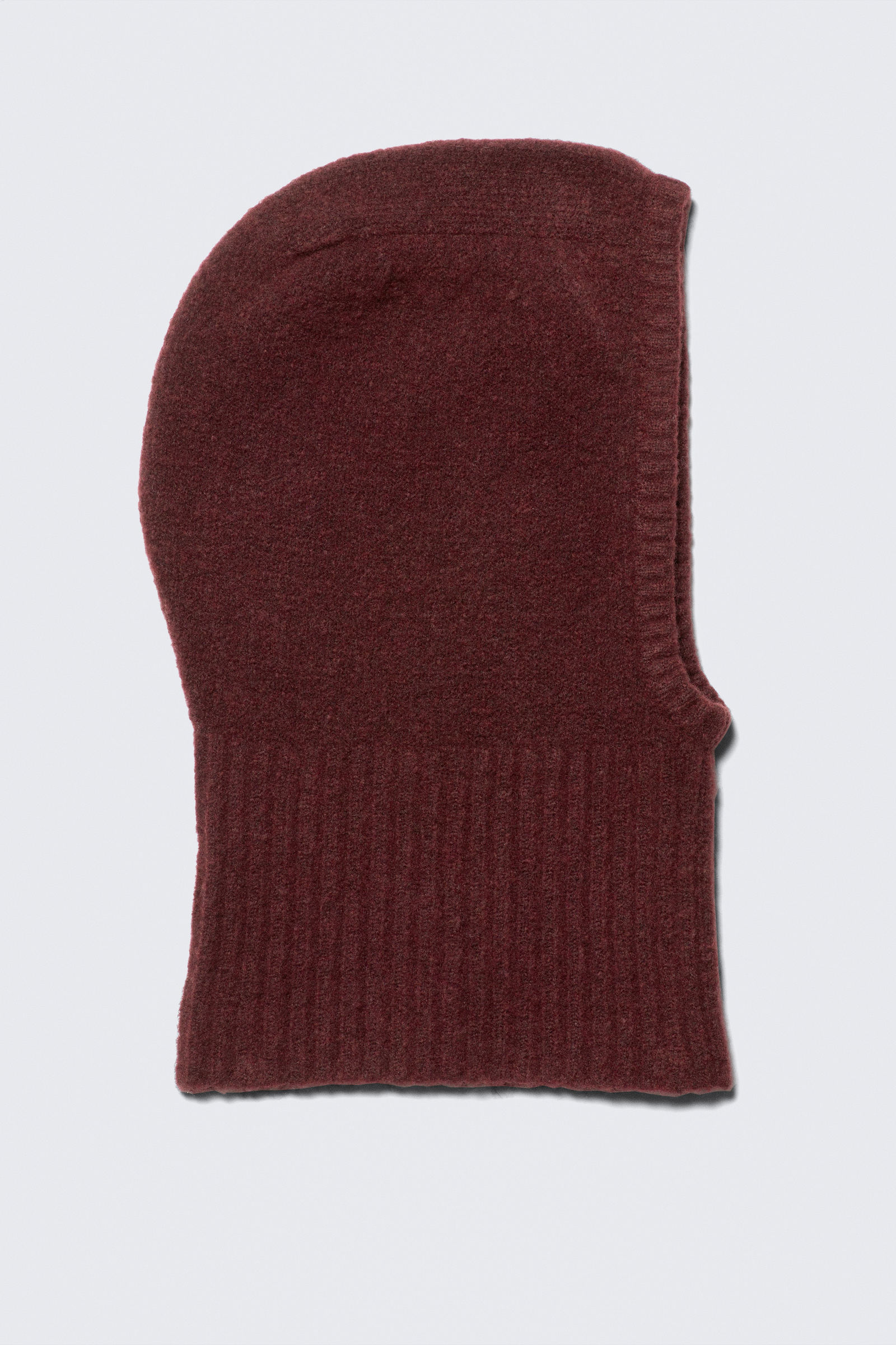 Soft Ribbed Knitted Hood von Weekday
