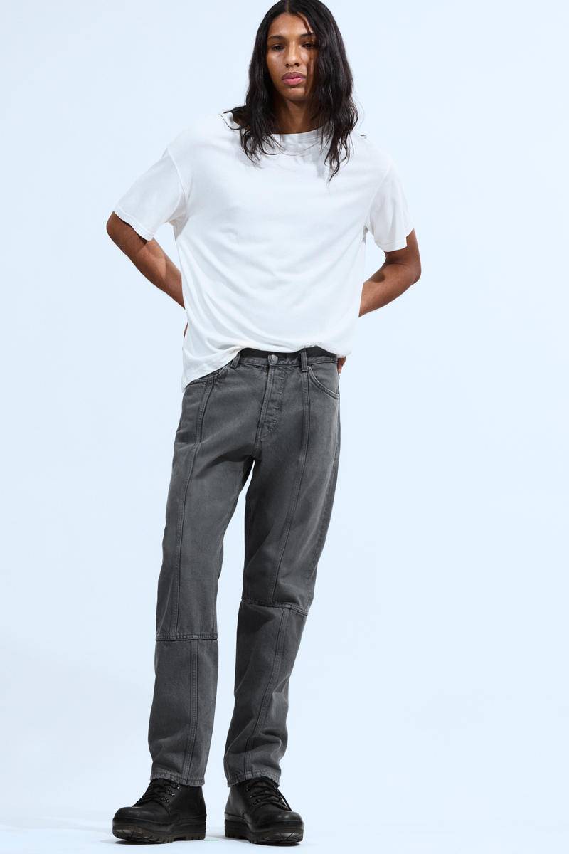 Space Cut Relaxed Straight Leg Jeans von Weekday