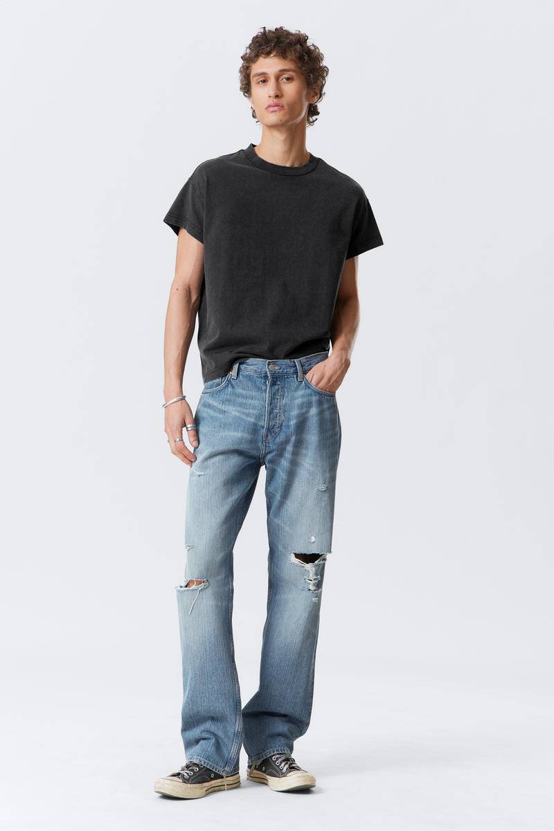 Space Relaxed Straight Leg Distressed Jeans von Weekday