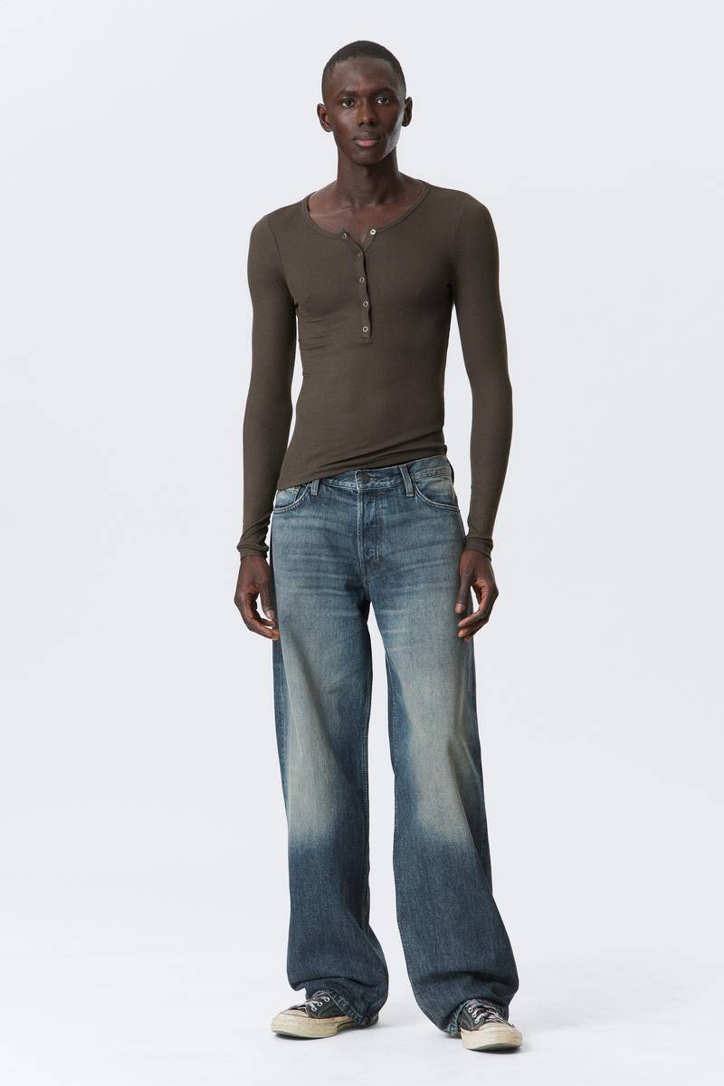 Sphere Low Rise Loose Straight Leg Jeans von Weekday