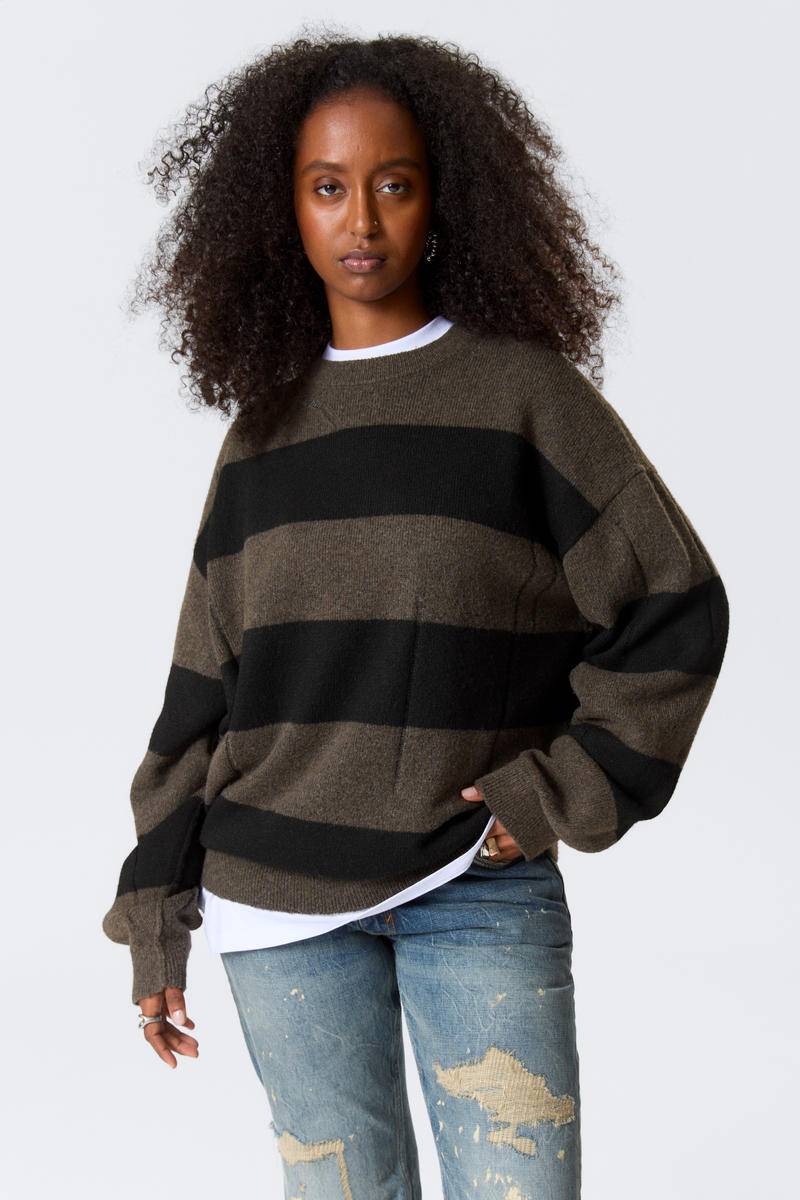 Striped Knitted Distressed Sweater Striped Knitted Distressed Sweater von Weekday