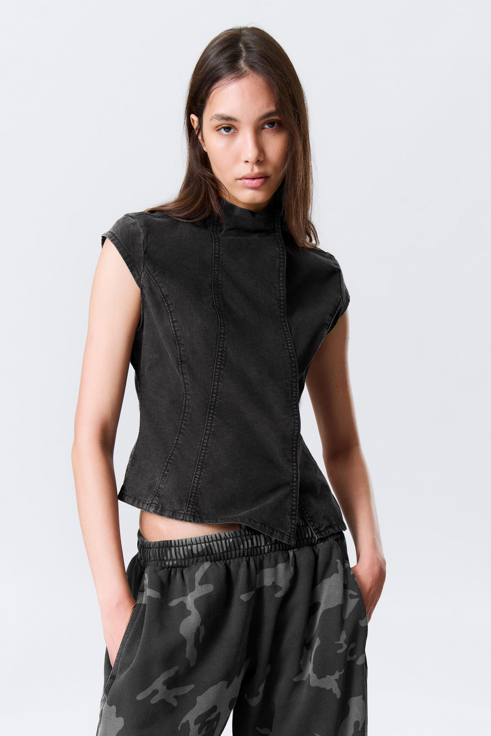 Structured Asymmetric Cotton Top von Weekday
