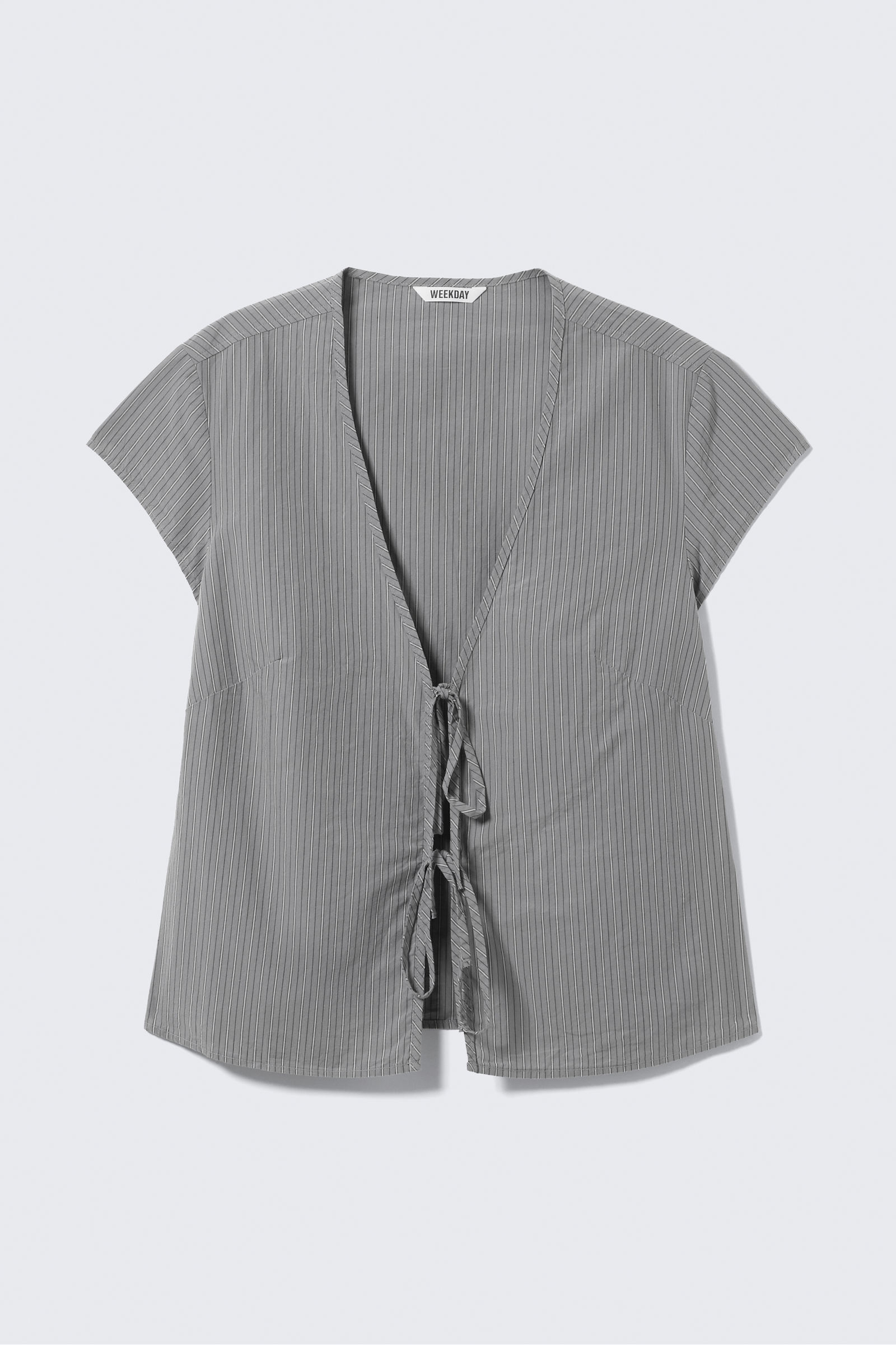 Tie-Front V-neck Cotton Blouse von Weekday