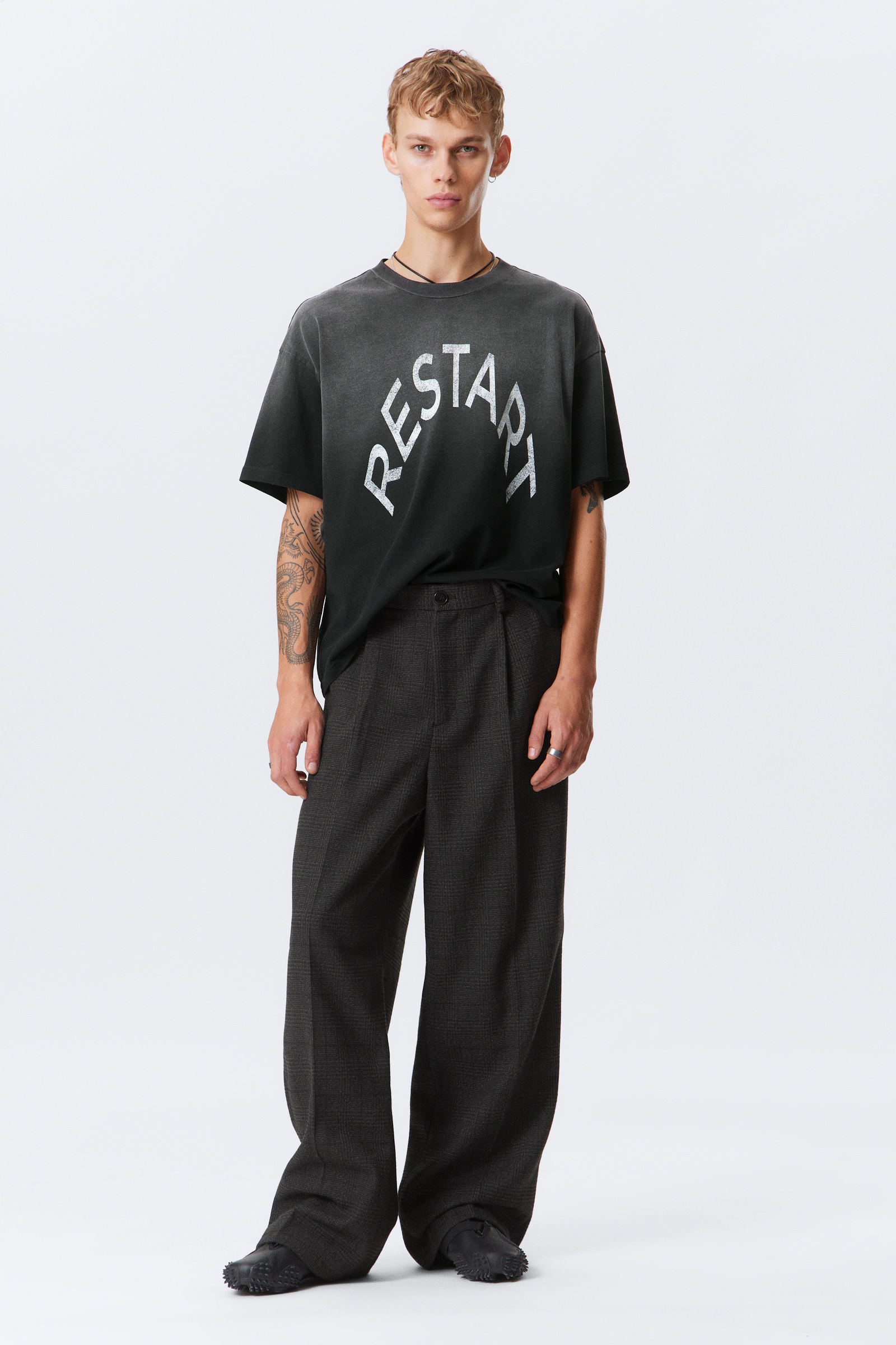 Uno Loose Heavyweight Suit Trousers von Weekday