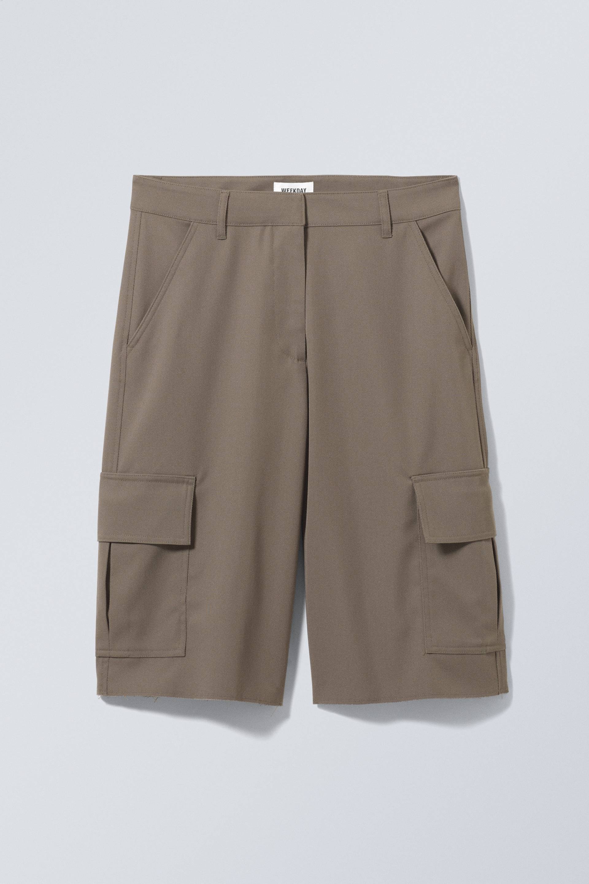 Weekday Anzugshorts Arwen im Cargostil Khaki in Größe 34 von Weekday