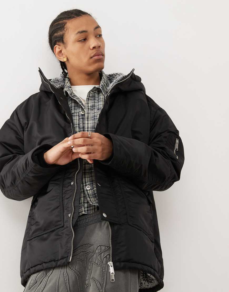Weekday - Baloo - Parka in Schwarz mit Teddyfutter von Weekday