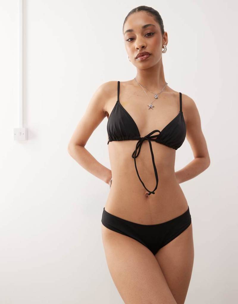 Weekday - Bella - Mix & Match - Bikinihose in Schwarz von Weekday