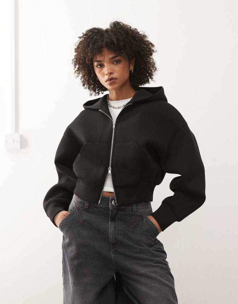 Weekday - Danni - Kapuzenjacke in Schwarz mit Neoprenoptik und Reißverschluss-Grau von Weekday