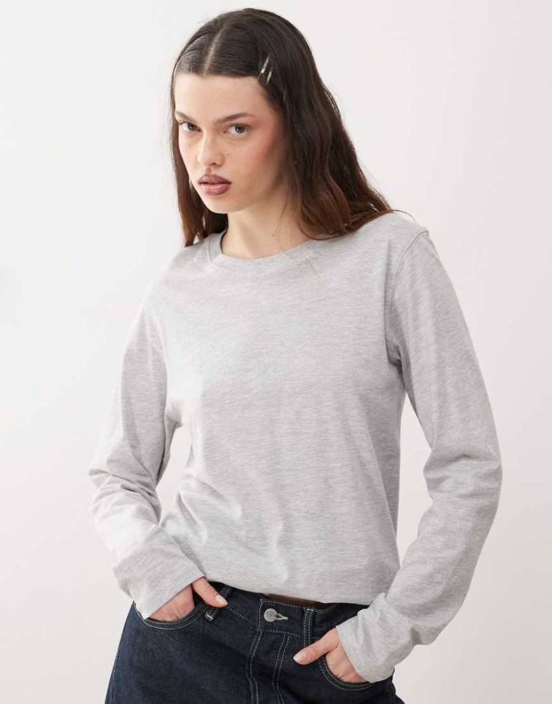 Weekday - Essence - Langärmliges T-Shirt in Grau meliert von Weekday