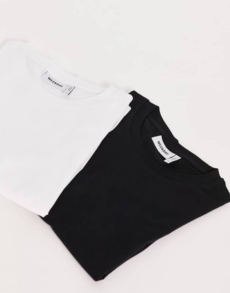 Weekday - Essence - T-Shirt in Schwarz-Weiß mit regulärer Passform im 2er-Pack-Bunt von Weekday