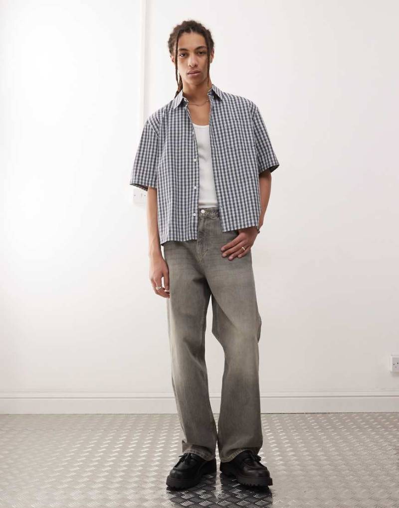 Weekday - Galaxy - Weite, gerade geschnittene Jeans in Canyon-grauer Waschung von Weekday