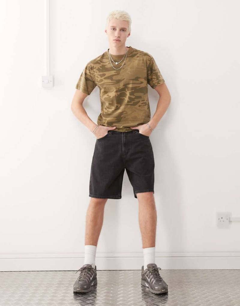 Weekday - Galaxy - Weite Jeans-Shorts in Schwarz von Weekday