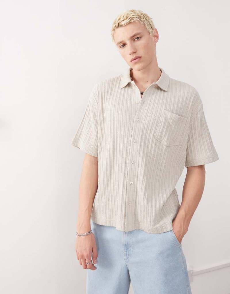 Weekday - Geripptes Jerseyhemd in Beige-Neutral von Weekday