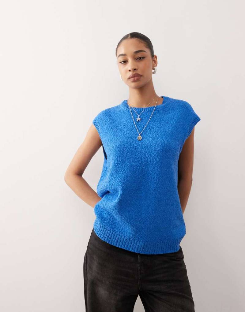 Weekday - Gestricktes Trägertop in Blau von Weekday