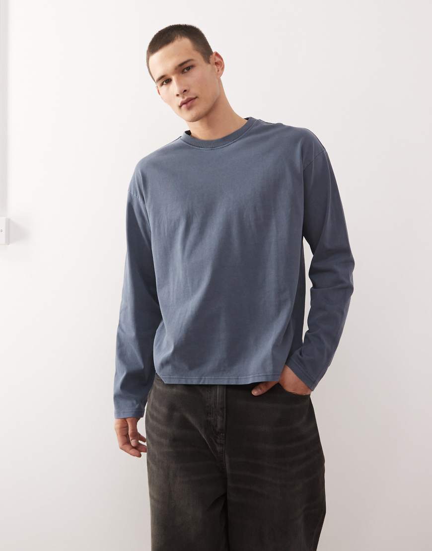 Weekday - Great - Kastiges, langärmliges Oversize-T-Shirt in Marineblau von Weekday