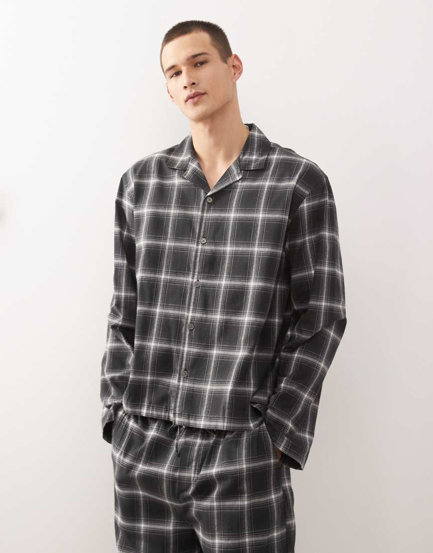Weekday - Kariertes Oversize-Hemd aus Flanell in Schwarz, Marineblau und Weiß, Kombiteil von Weekday
