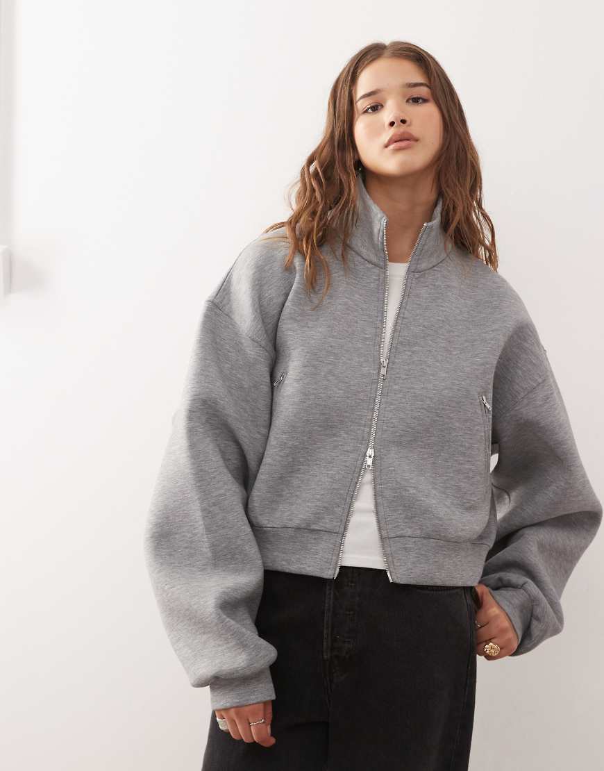 Weekday - Kastig geschnittene Oversize-Trainingsjacke aus Material in Neoprenoptik, in Grau meliert mit durchgehendem Reißverschluss von Weekday