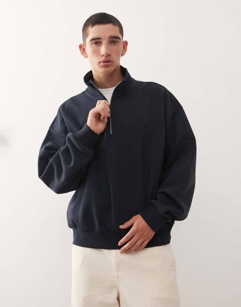 Weekday - Kastiges Oversize-Sweatshirt in dunklem Marineblau mit halblangem Reißverschluss von Weekday