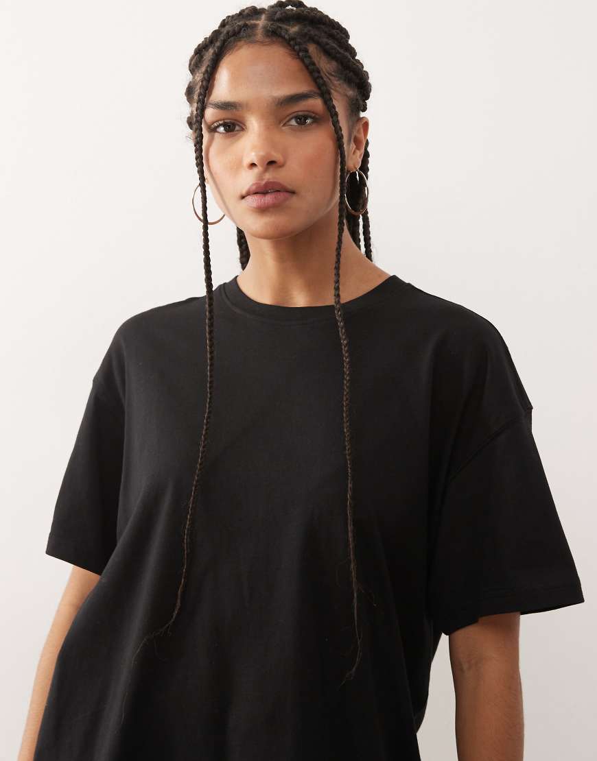 Weekday - Kastiges Oversize-T-Shirt in Schwarz von Weekday