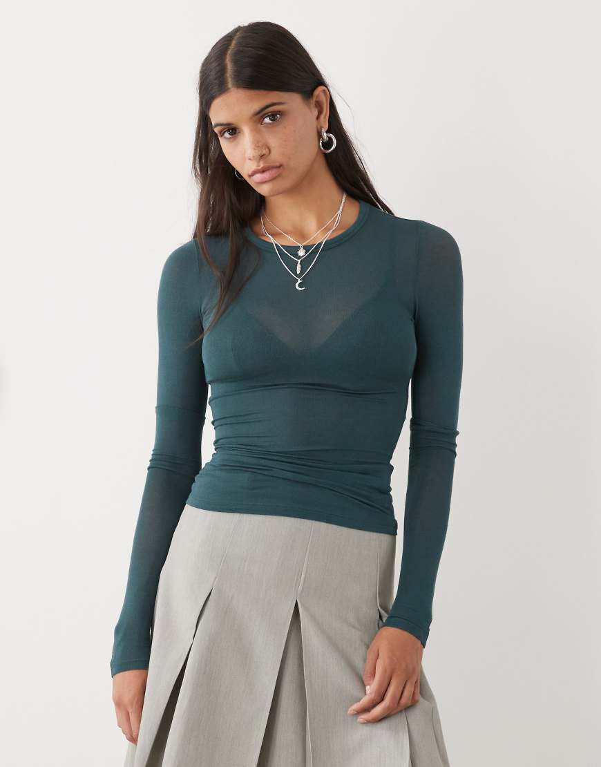 Weekday - Langärmliges, weiches Shirt in halbtransparentem Dunkelgrün, exklusiv bei ASOS von Weekday