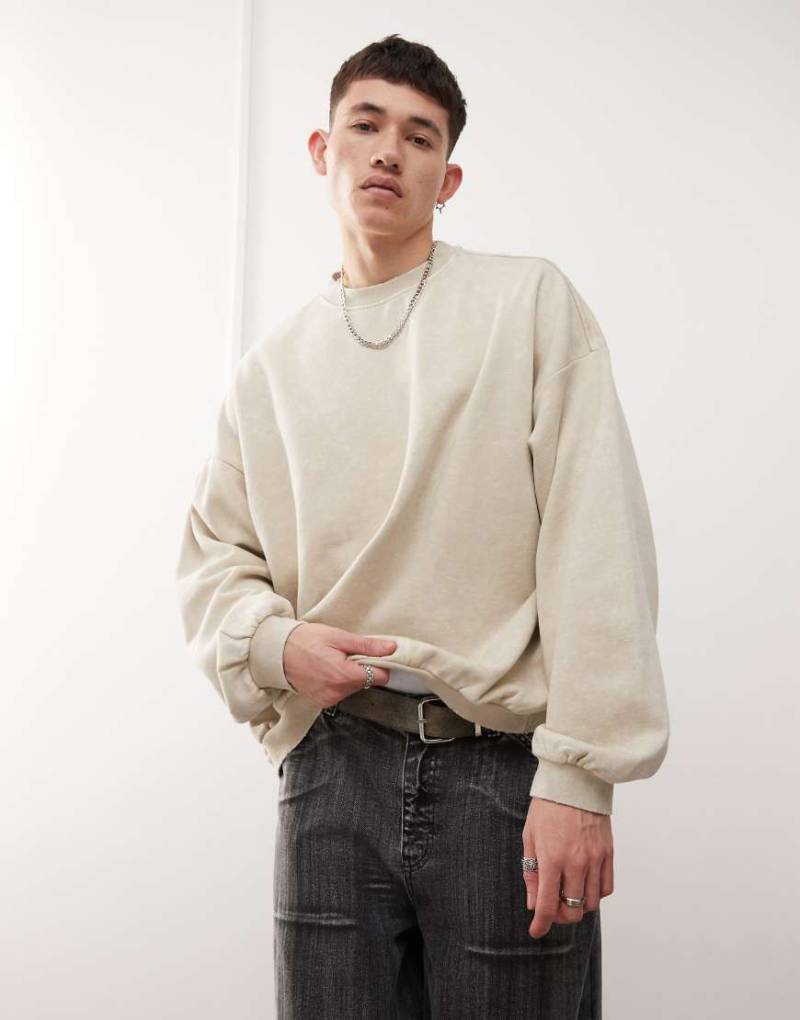 Weekday - Leon - Oversize-Sweatshirt in beiger Acid-Waschung-Neutral von Weekday