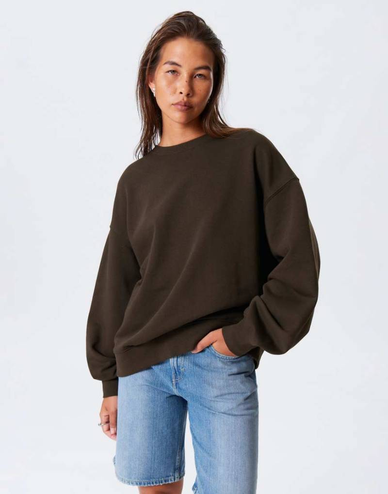 Weekday - Locker sitzendes Oversize-Sweatshirt in Dunkelbraun-Brown von Weekday